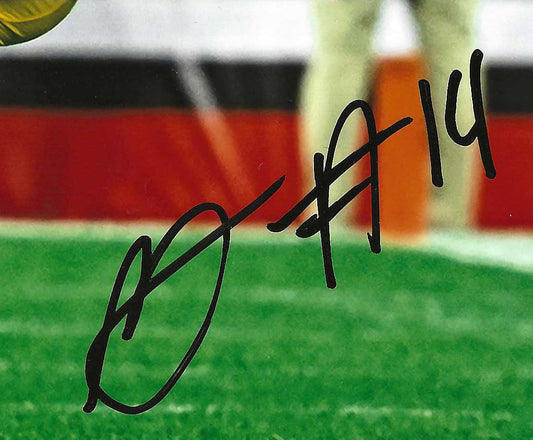Pittsburgh Steelers George Pickens Authentic Autographed One Handed Catch During a Game In 2022 11x14 Photo Picture