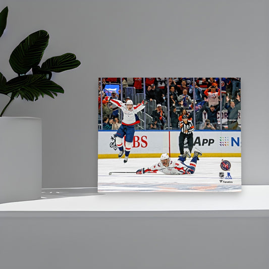 Alexander Ovechkin Scores Historic Goal Number 895! 8x10 Photo Poster