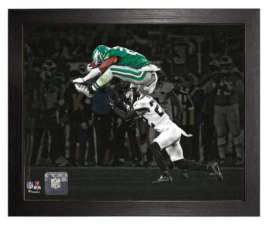 Philadelphia Eagles Saquon Barkley Reverse Hurdle Framed 8x10 Photo Picture