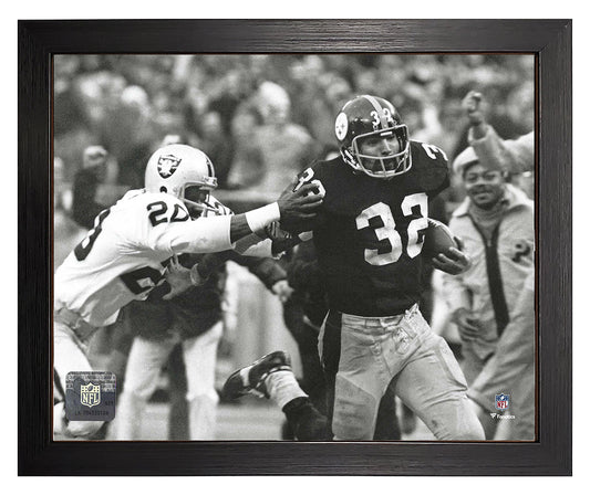 The Pittsburgh Steelers Franco Harris Runs The Ball After Making "The Immaculate Reception" On December 23, 1972 Framed 8x10 Photo Picture