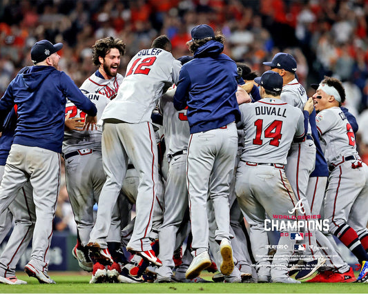 Atlanta Braves World Series Championship On The Mound Group Hug! 8x10 Photo Picture