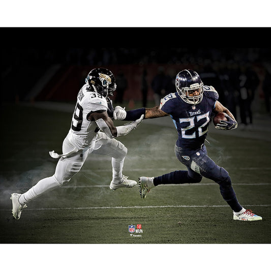 Tennessee Titans Derek Henry Action SpotLight 8x10 Photo Picture