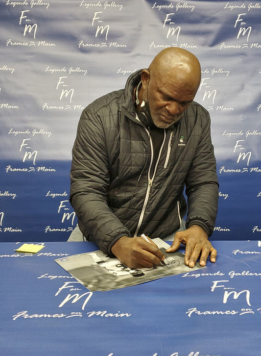 New York Giants Lawrence Taylor Autographed 8x10 Photo Of LT Taking A Breather