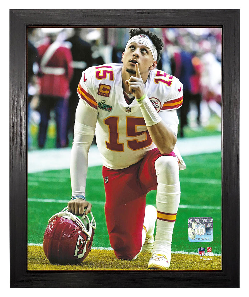 Kansas City Chiefs Patrick Mahomes Prepares For Super Bowl LVII (57) Framed 8x10 Photo Picture