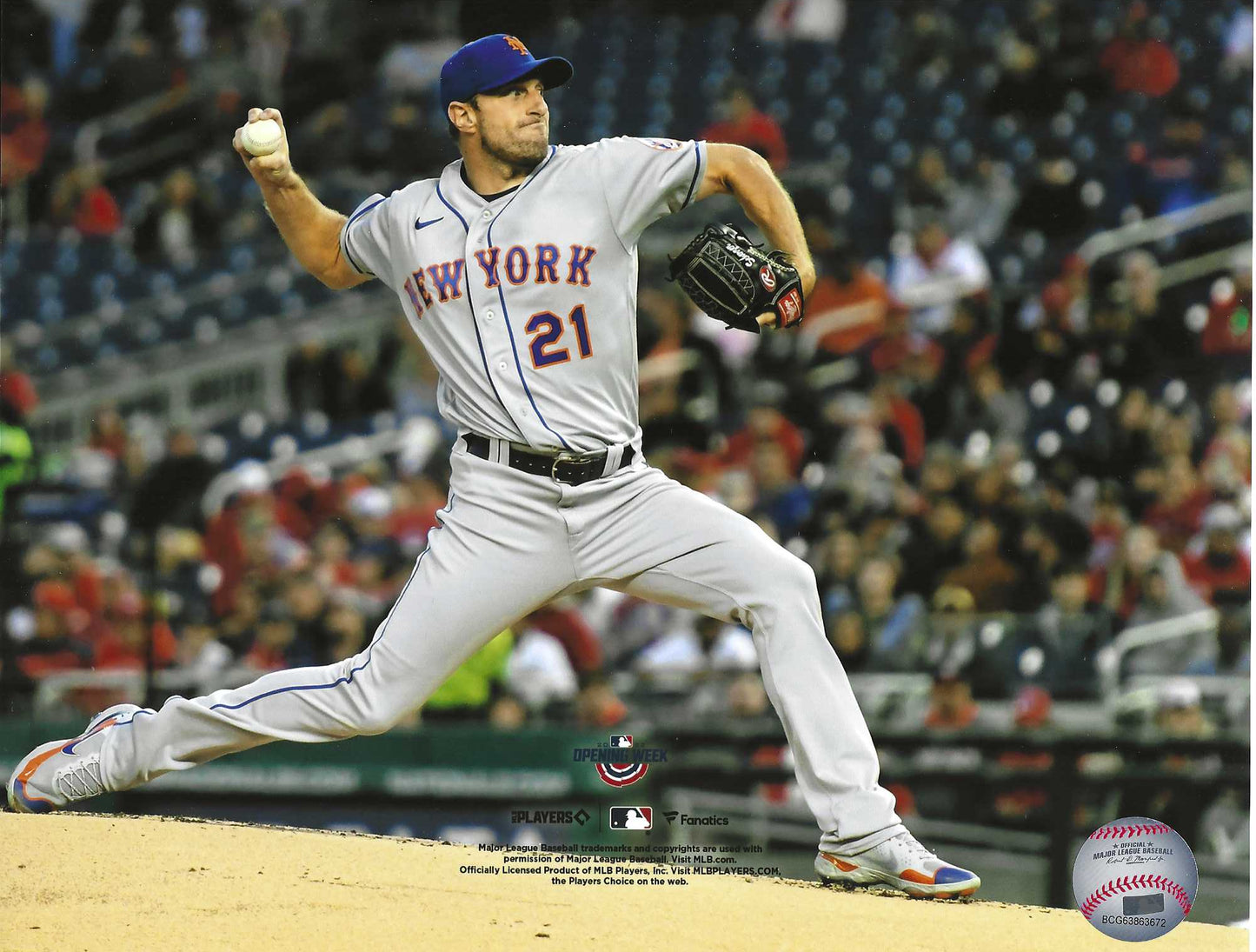 New York Mets Pitcher Max Scherzer on the mound Action 8x10 Photo